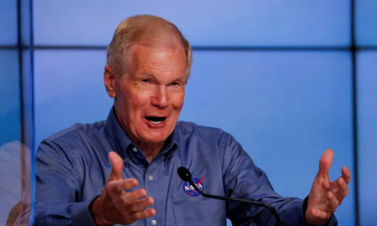 NASA Chief Sees Russians and Americans Together on Space Station Through 2030