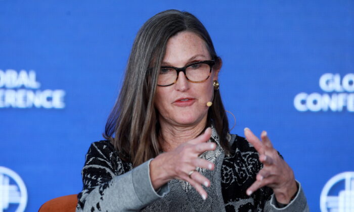 Cathie Wood, Founder, CEO and CIO of ARK Invest, speaks at the 2022 Milken Institute Global Conference in Beverly Hills, Calif., on May 2, 2022. (David Swanson/Reuters)