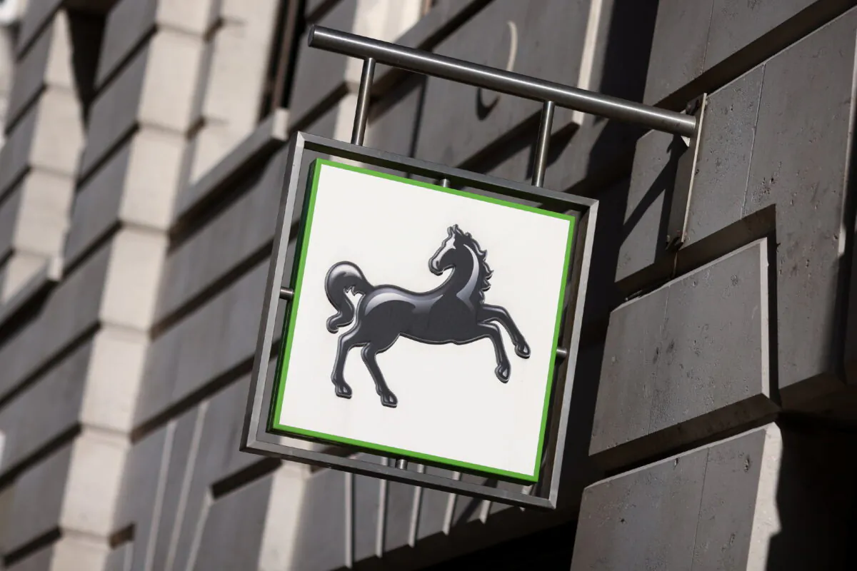 Signage at a branch of Lloyds bank in London on Oct. 31, 2021. (Tom Nicholson/Reuters)