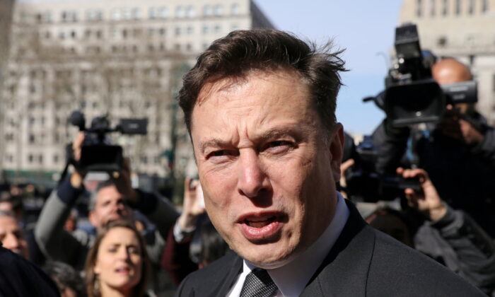 Tesla CEO Elon Musk leaves Manhattan federal court after a hearing on his fraud settlement with the Securities and Exchange Commission in New York City, on April 4, 2019. (Brendan McDermid/Reuters)