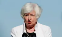Yellen Denies US Economy Is in a Recession Despite Recessionary GDP Numbers