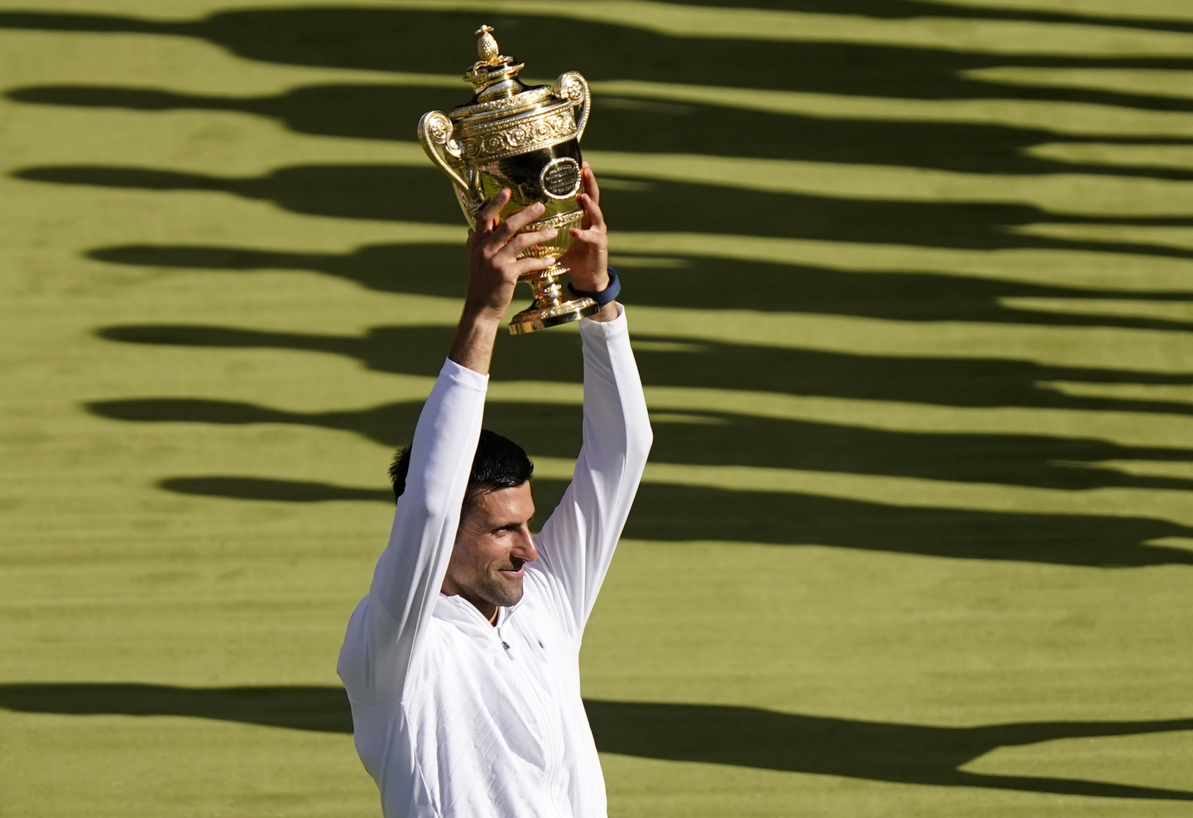 Novak Djokovic Beats Nick Kyrgios for 7th Wimbledon Title, 21st Grand Slam Title - Vimarsana News