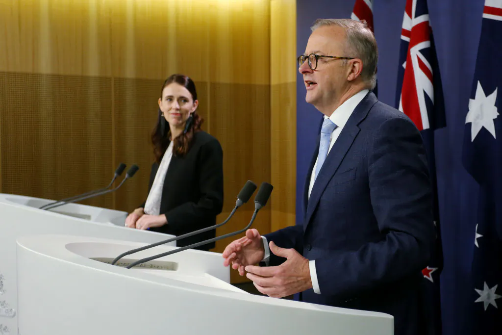 NZ Prime Minister Jacinda Ardern (L) and Australian Prime Minister Anthony Albanese attend a joint press conference in Sydney, Australia, on July 8, 2022. (Lisa Maree Williams/Getty Images)