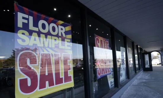 How to Afford Big-Ticket Items for the Year—Timing Could Really Make a Difference