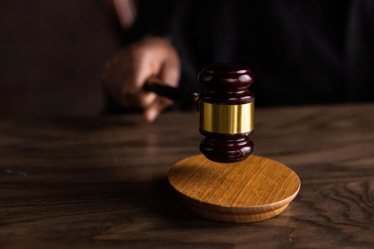 Joshua Puloka's lawyers attempted to introduce cellphone video enhanced with machine learning software. (File photo/Ekaterina Bolovtsova/Pexels)