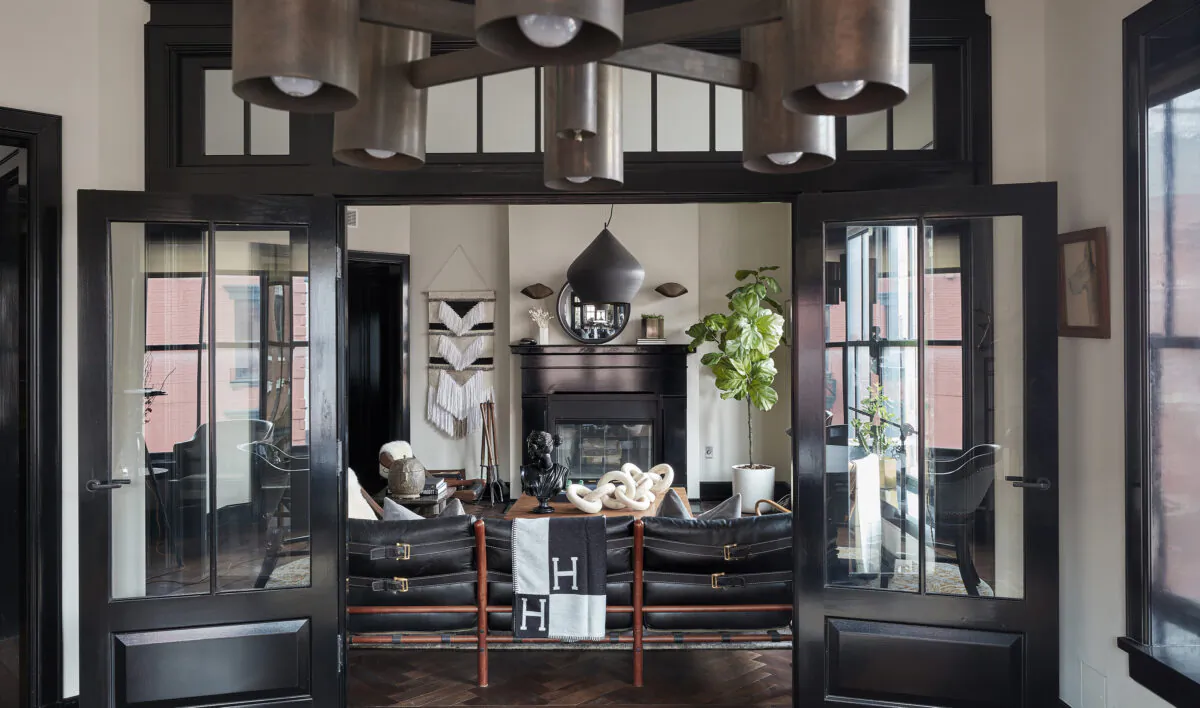 A wood framed wall, painted in black, creates a warm and inviting vibe. (Scott Gabriel Morris/TNS)