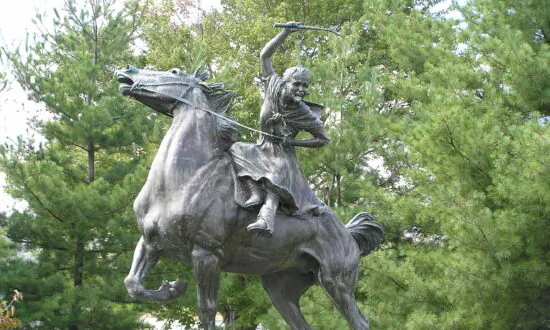 A Ride to Rival Paul Revere: Meet the Father and Daughter Duo Who Aided America’s Victory in the Revolutionary War