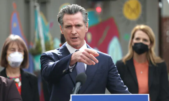 California Gov. Newsom Proposes 28th Amendment to Limit Gun Rights, Impose ‘Assault Weapons’ Ban