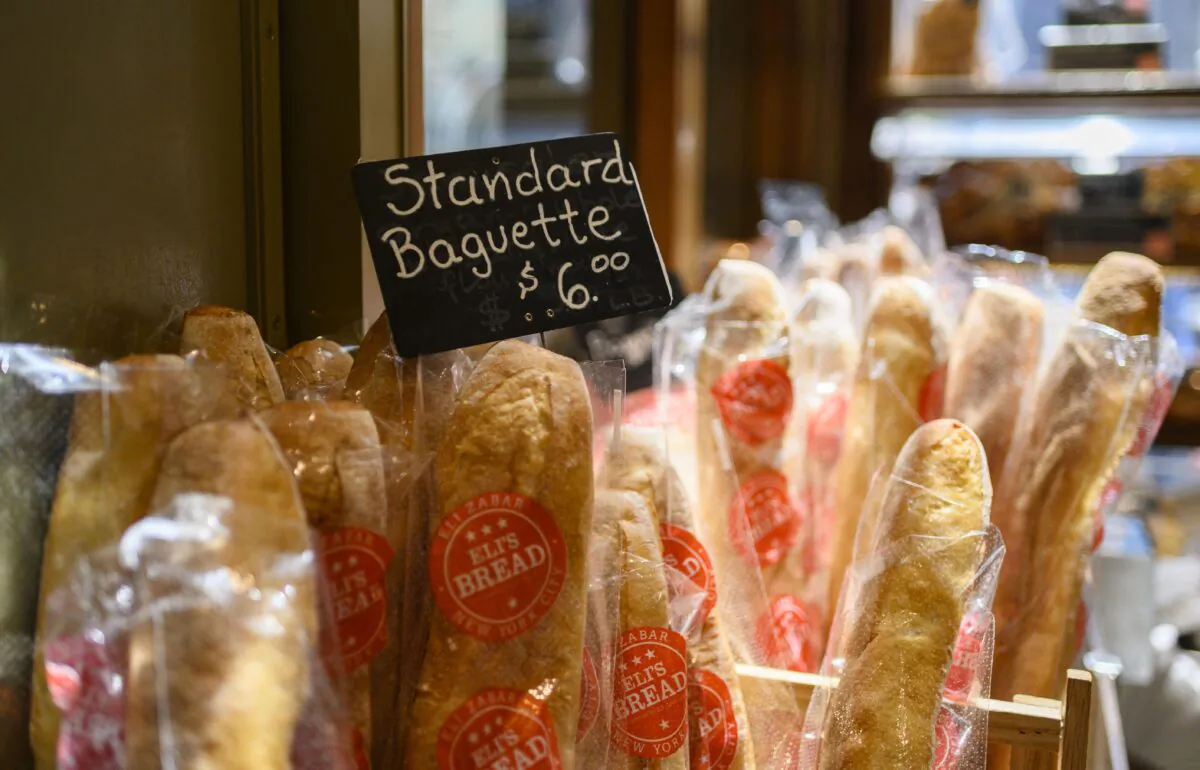 U.S. consumer price inflation surged 9.1 percent over the past 12 months to June, the fastest increase since November 1981, according to government data released on July 13, 2022. (Angela Weiss/AFP via Getty Images)