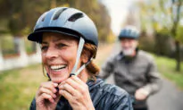 20 Minutes of Moderate Exercise in Old Age (70-75) May Best Stave Off Major Heart Disease