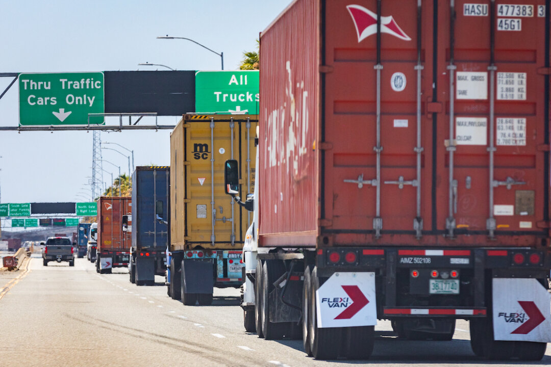 ICE Operation Arrests 91 Illegal Immigrants With Commercial Driver’s Licenses