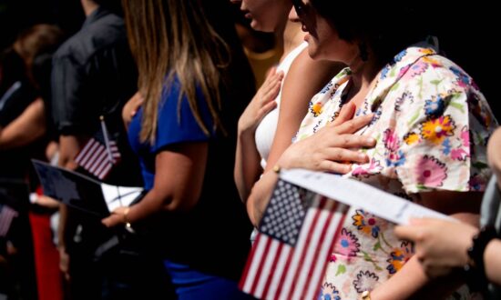 Vance Introduces Bill to Make English Official Language of the US
