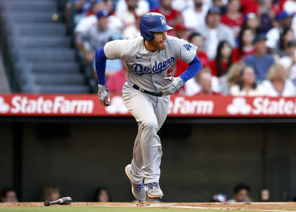 Kershaw perfect into 8th inning; Dodgers beat Angels 9-1