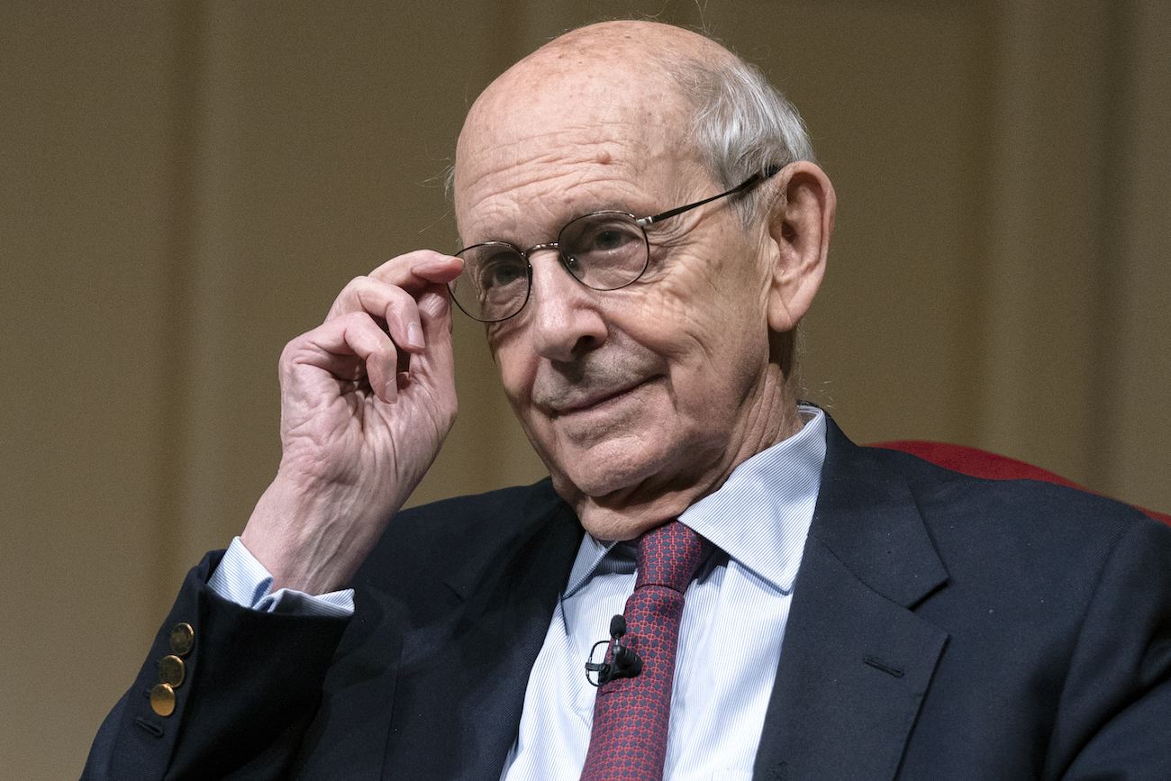 Retired Justice Stephen Breyer to Return to Harvard Law School Faculty - Vimarsana News