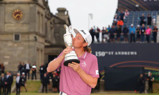 Australia’s Cameron Smith Takes Out British Open Golf
