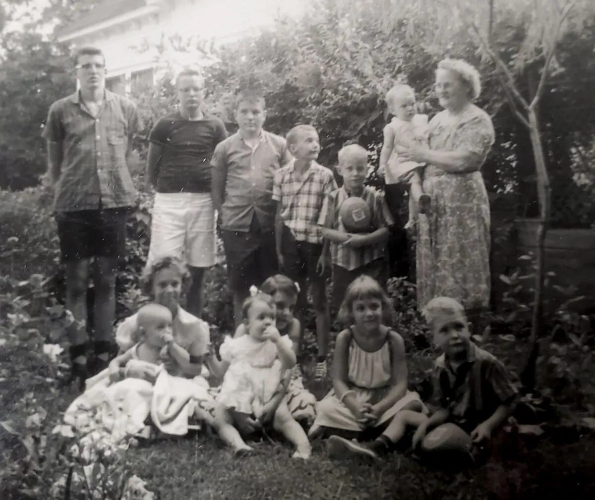 Cousins, sisters and Grandma Bledsoe on a summer afternoon, circa 1960. Debra-Lynn Hook is second from right, front row. (Imogene Gambrell/TNS)