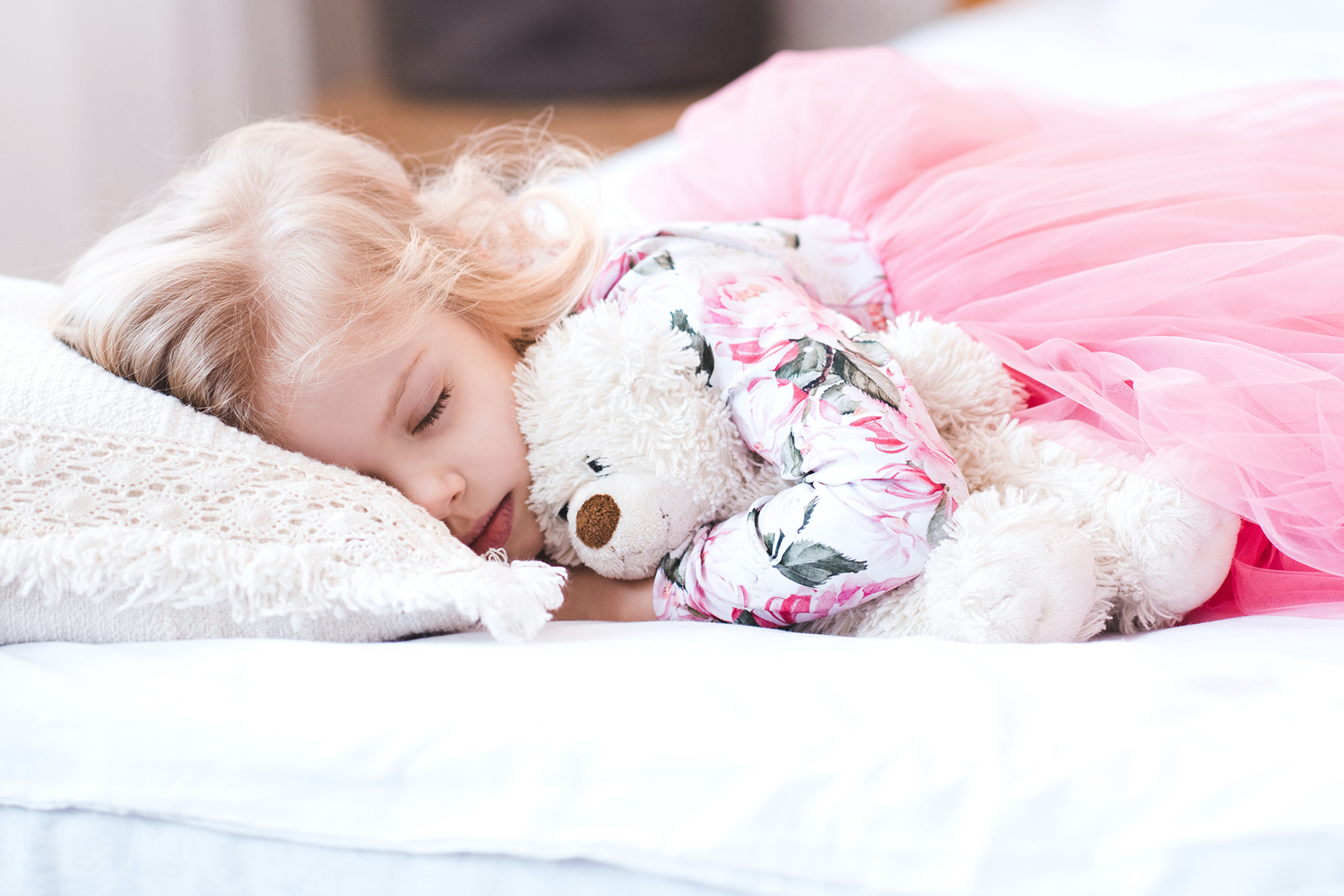Living With Children: If Bedtime Routine Invites Trouble, Shorten It - Vimarsana News