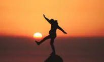 4 Ways to Stop Thinking the Worst Will Happen When You’re Stressed