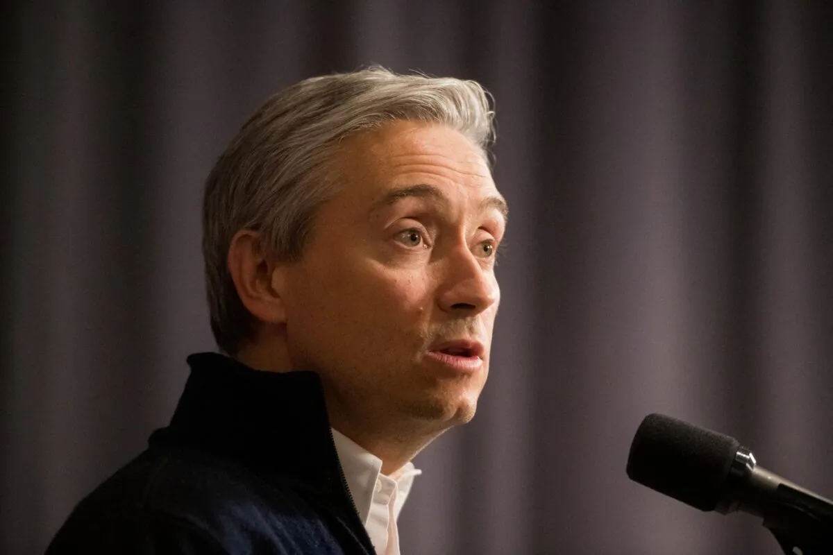 Francois-Philippe Champagne speaks to the media in Winnipeg, Jan. 19, 2020. (The Canadian Press/Mike Sudoma)
