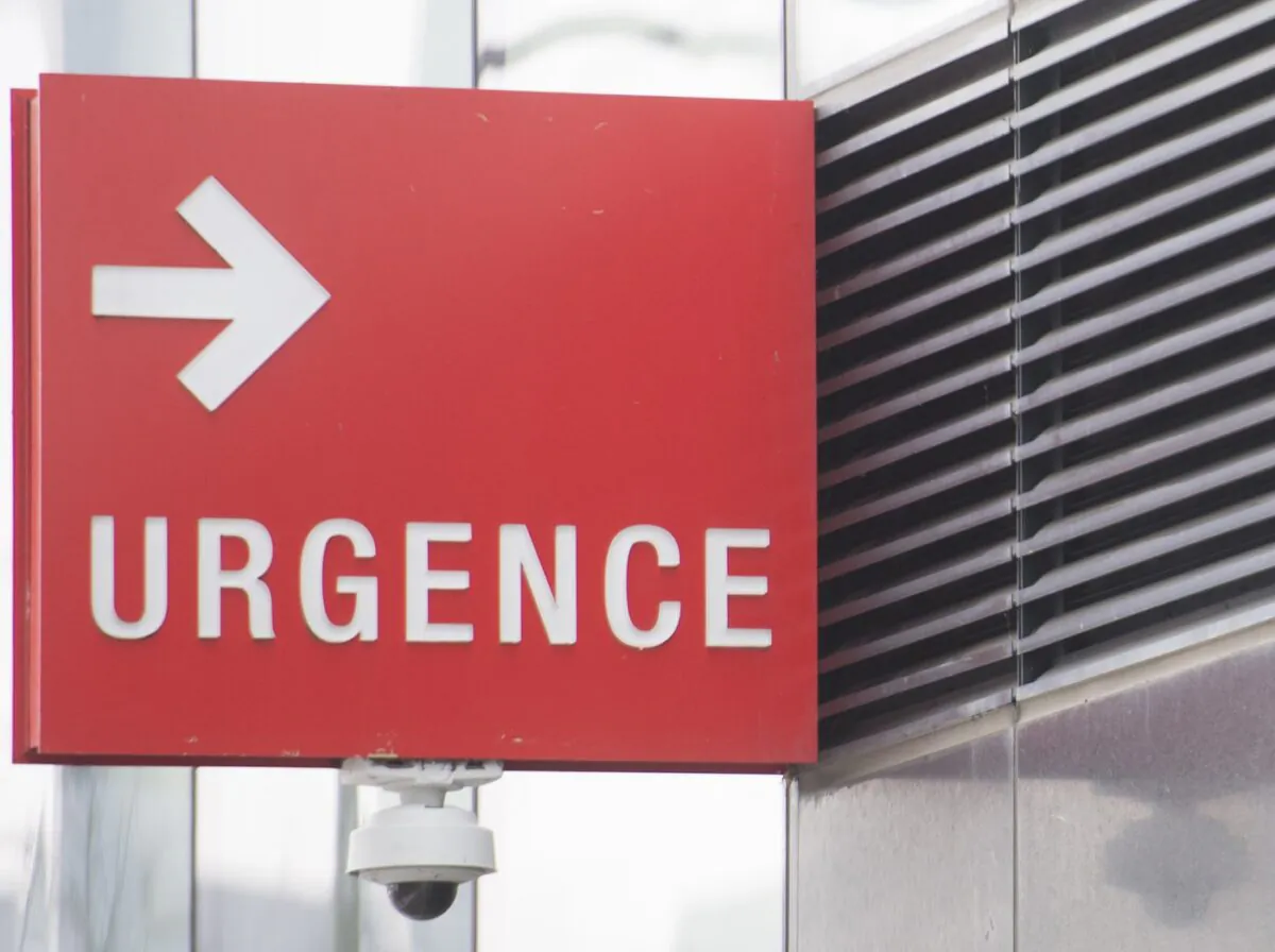 An emergency department sign is shown at a hospital in Montreal, Jan. 3, 2021. (The Canadian Press/Graham Hughes)