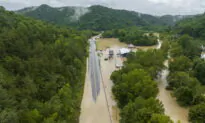 Appalachian Floods Kill at Least 16 as Rescue Teams Deploy