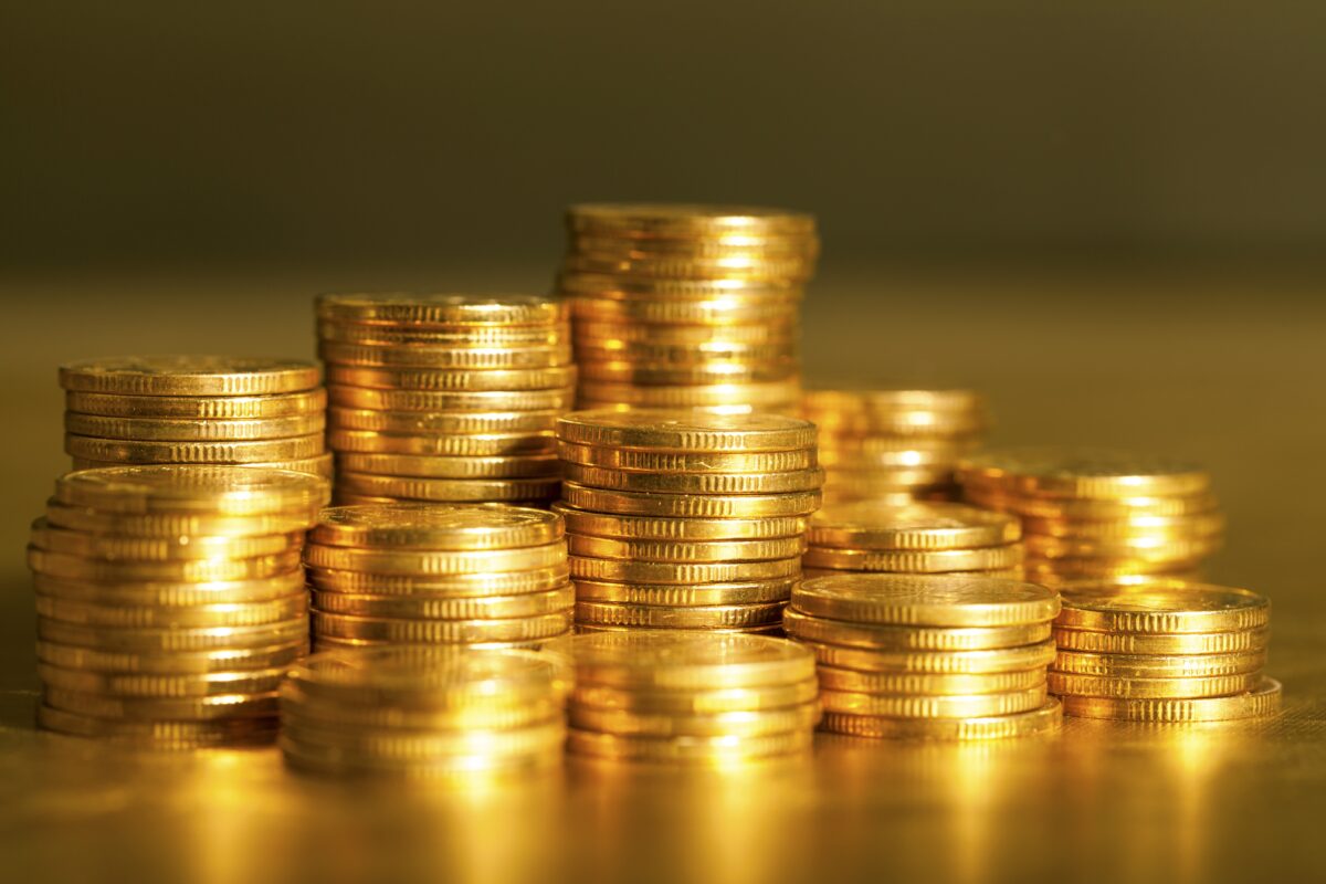 Gold coins (Maoyunping/Shutterstock)