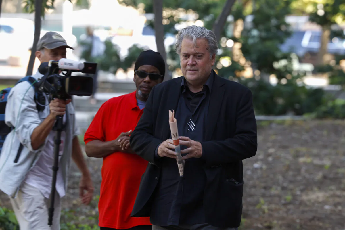 Former White House aide Steve Bannon outside the federal courthouse in Washington on July 20, 2022. (Anna Moneymaker/Getty Images)