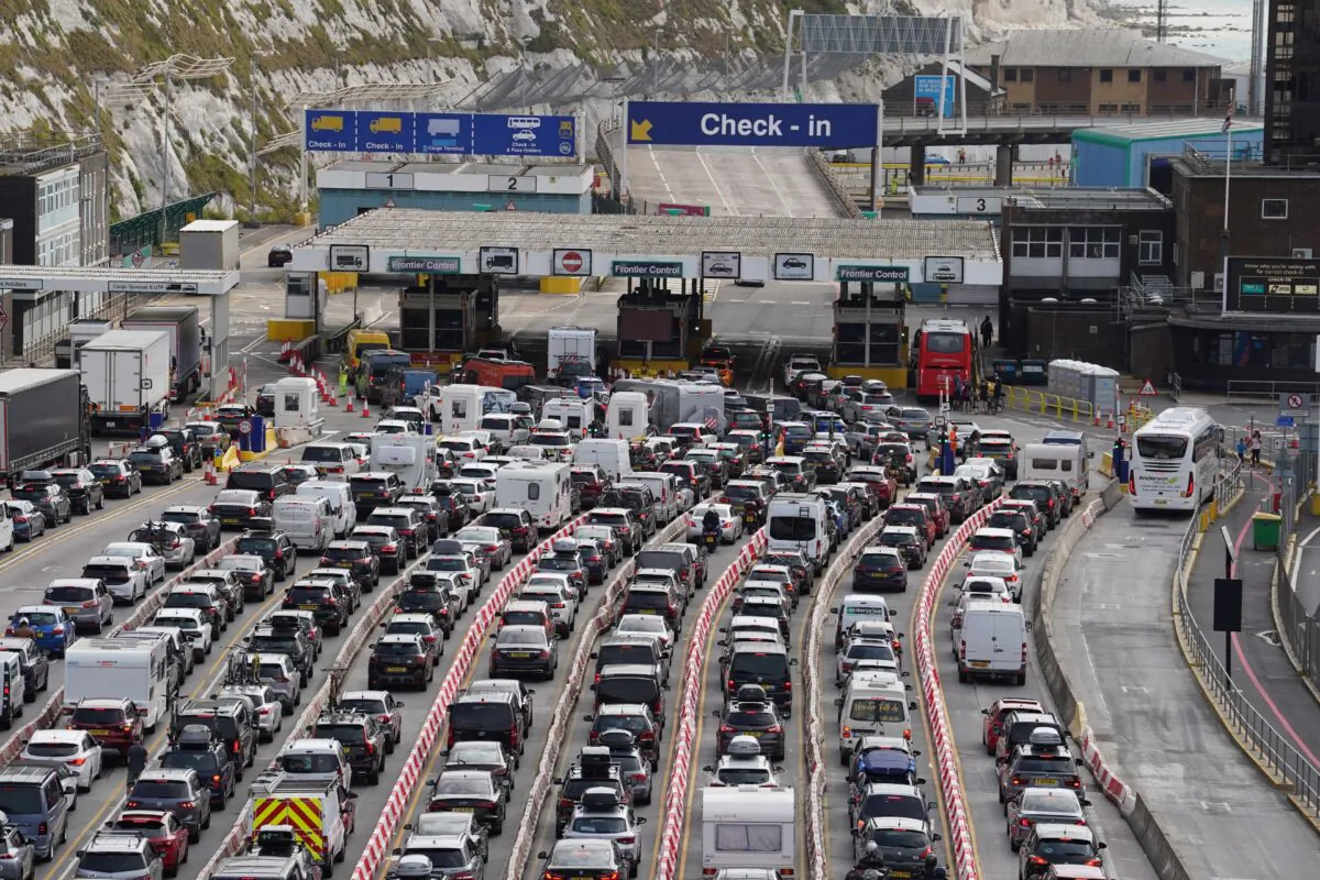 Cars queue at the Port of Dover in Kent, southeast England, on July 22, 2022. (Gareth Fuller/PA Media)