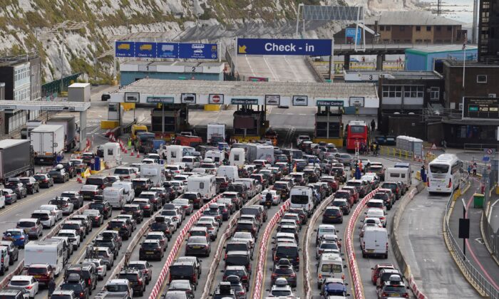 Cars queue at the Port of Dover in Kent, southeast England, on July 22, 2022. (Gareth Fuller/PA Media)