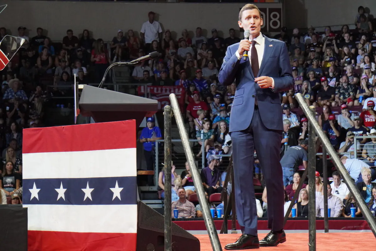U.S. Senate candidate Blake Masters of Arizona speaks at an America First rally in Prescott Valley, Ariz., on July 22, 2022. (Allan Stein/The Epoch Times)