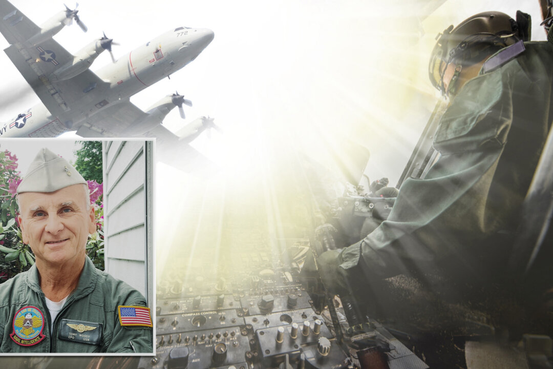 Navy Air Mechanic About to Crash, Terrified, Flies Out of His Body ...