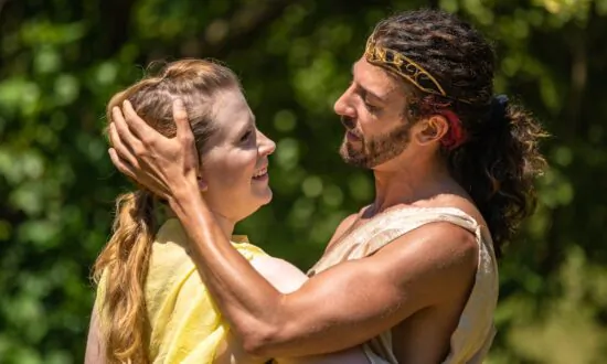 Theater Review: ‘A Midsummer Night’s Dream’