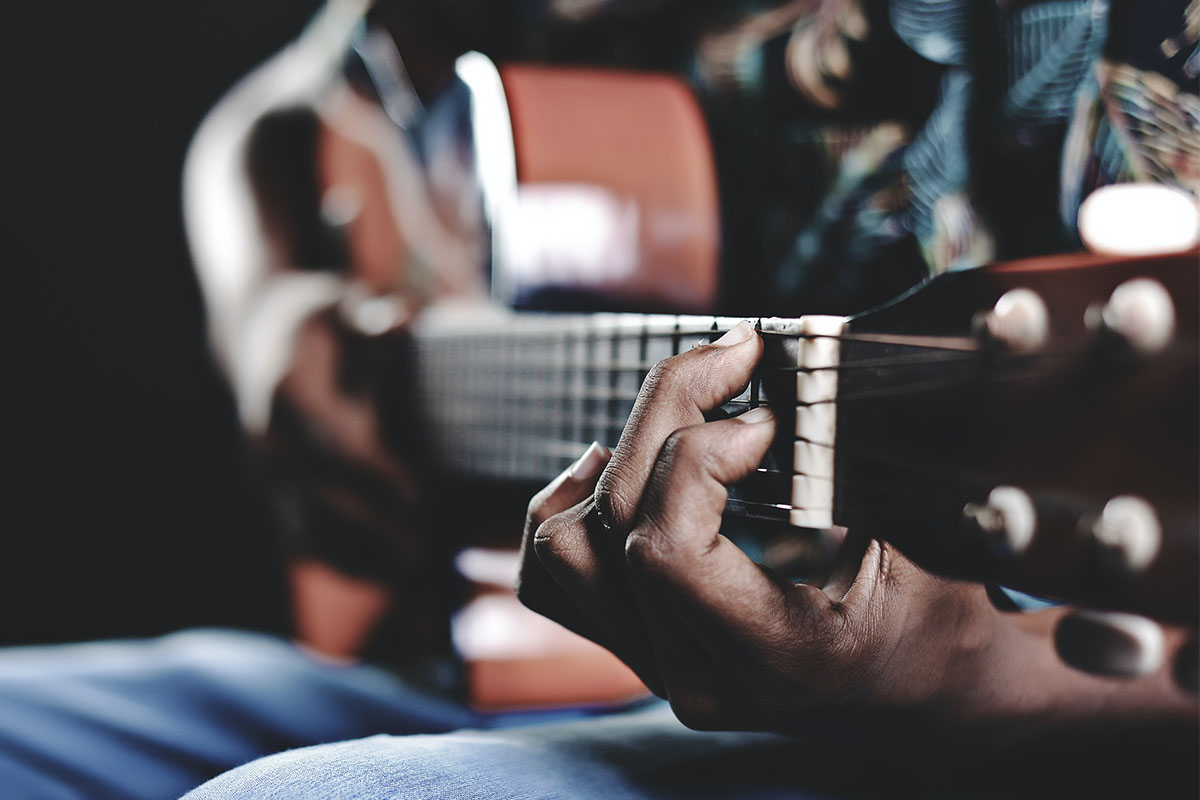 Learn the Guitar for Only $30 with This Expert-Led Bundle - Vimarsana News