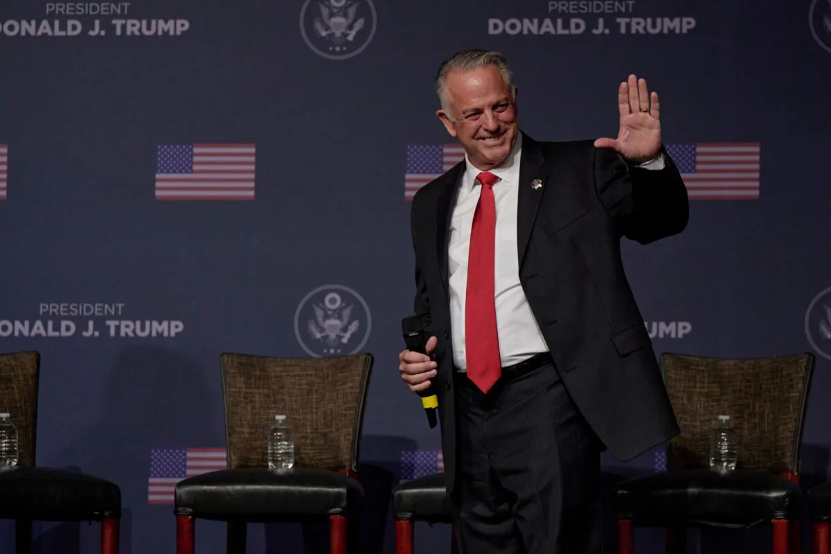 Nevada Republican gubernatorial candidate and current Clark County Sheriff Joe Lombardo arrives on stage prior to former president Donald Trump giving remarks at Treasure Island hotel and casino on July 8, 2022, in Las Vegas, Nevada. (Bridget Bennett/Getty Images)