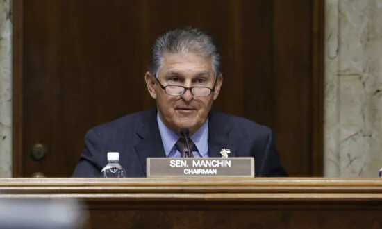 Joe Manchin’s New Tax Bill Could Help Hydrogen Electric Vehicles