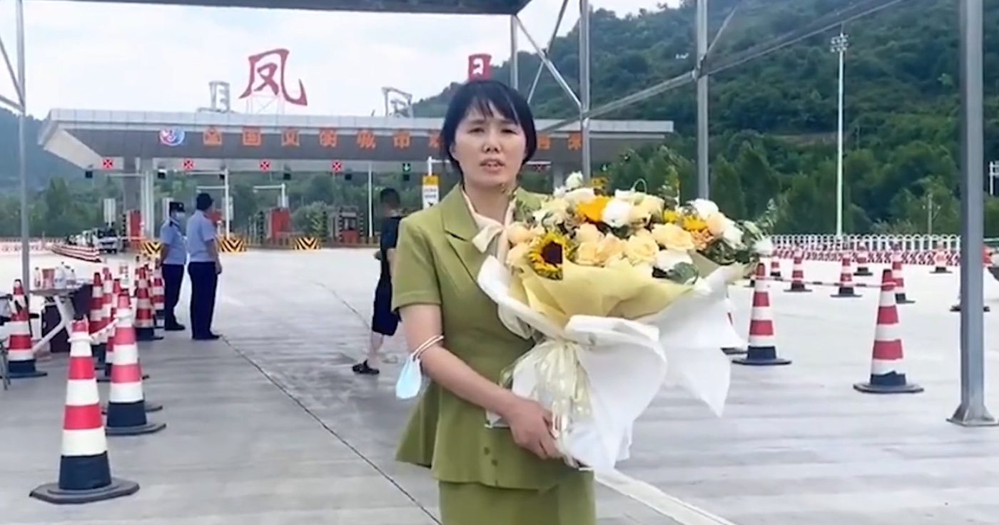 Family Intercepted as Rights Lawyer Tried Behind Closed Door in China's Northwest - Vimarsana News