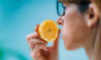 Quick Loss of Smell Predicts Dementia Brain Changes