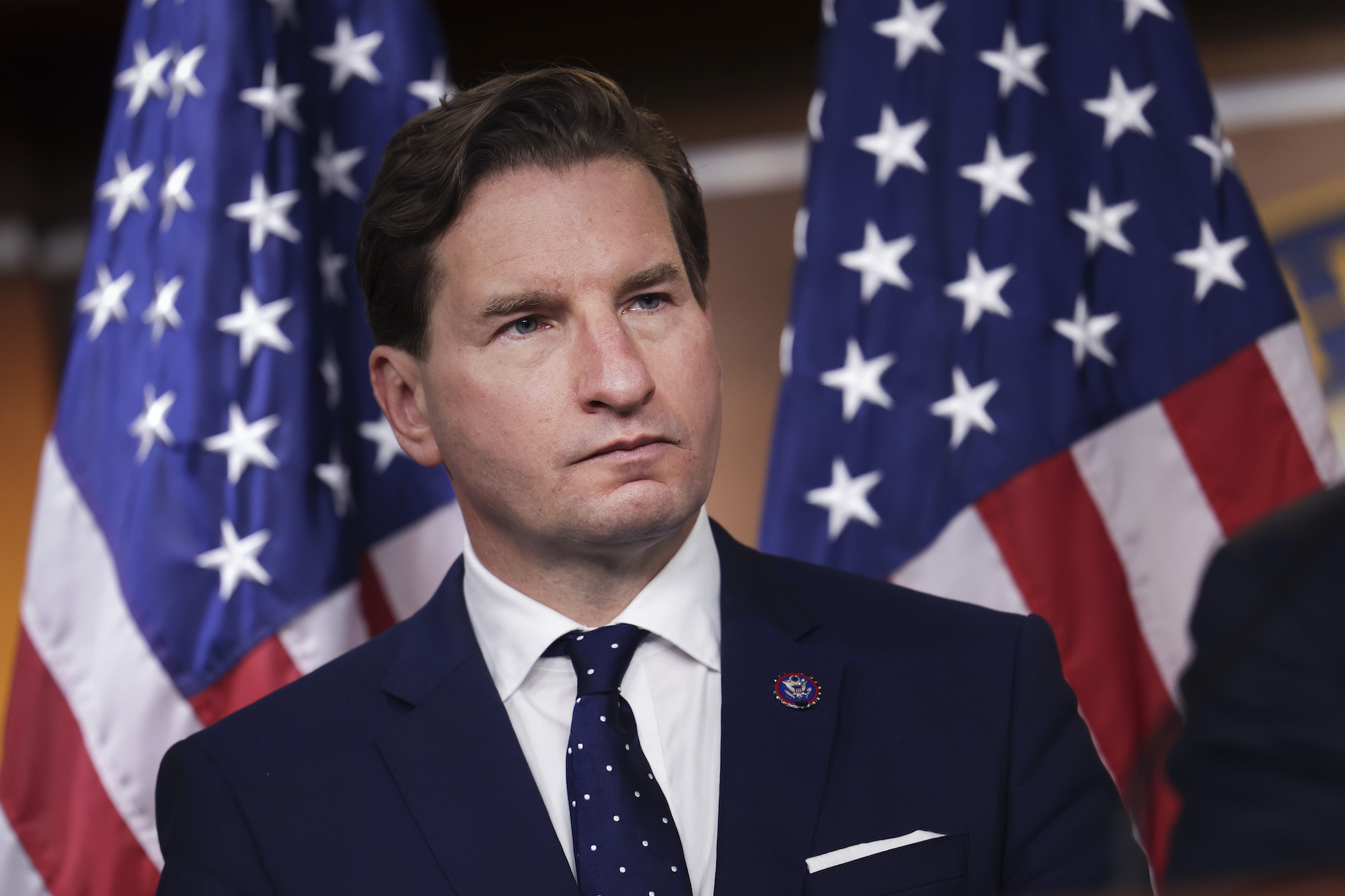Democratic Congressman Won't Support Biden in 2024, Wants 'New Generation' of Candidates - Vimarsana News