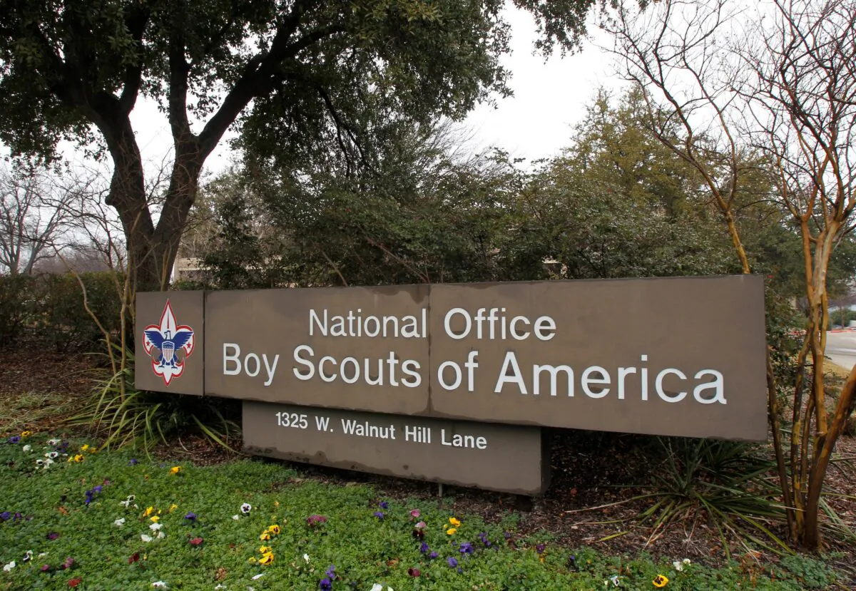The Boy Scouts of America signage at its headquarters in Irving, Texas, on Feb. 5, 2013. (Tim Sharp/Reuters)