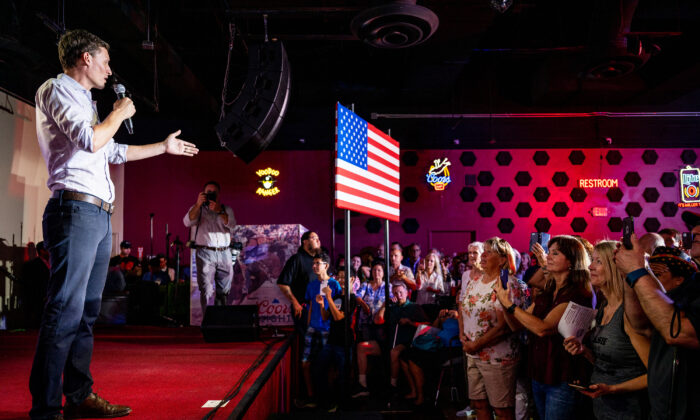 Republican candidate for Senator Blake Masters speaks to supporters during a campaign event at the Whiskey Roads Restaurant & Bar in Tucson, Ariz., on July 31, 2022. (Brandon Bell/Getty Images)