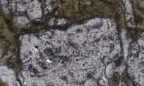 Tiny Invisible Diamonds Tell Australia’s Tectonic Tale