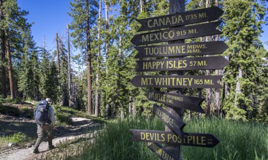Why Are So Many People Hiking This Rustic California Valley in Mammoth’s Shadow?