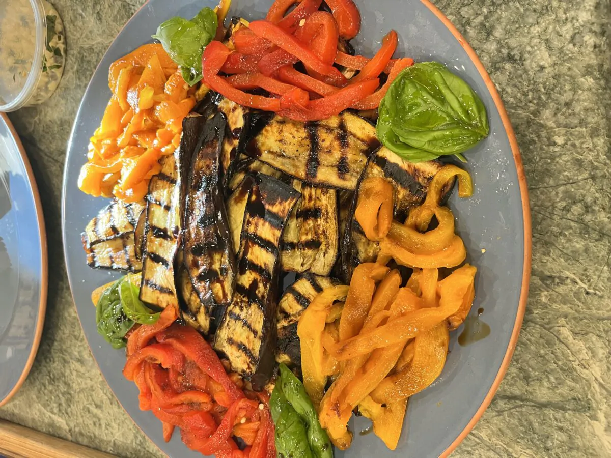 This colorful vegetable mix is my fallback summer dish, says Diane Rossen Worthington. (Diane Rossen Worthington/TNS)