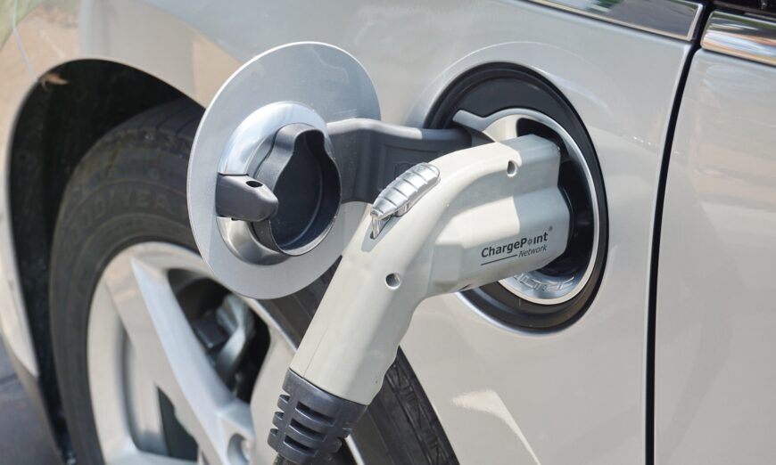 Switzerland Considering Bans on Electric Car Use, Power Cuts Amid European  Energy Crunch