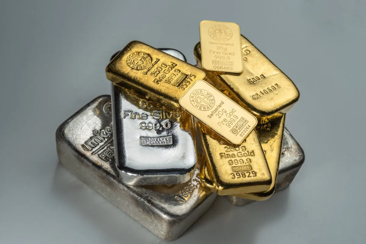 Gold and silver bars. (VladKK/Shutterstock)