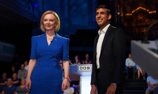 Liz Truss May Have the Edge Over Rishi Sunak but ‘Foreign Policy Doesn’t Win Elections’: Experts