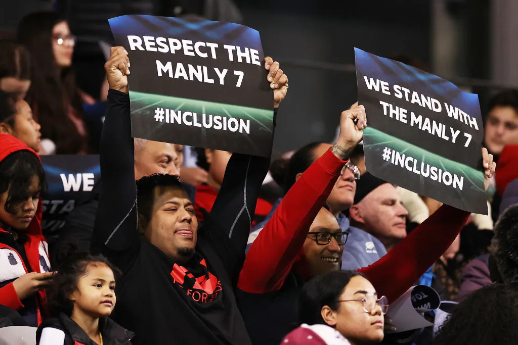 Sea Eagles fans show their support during the round 20 NRL match between the Manly Sea Eagles and the Sydney Roosters at 4 Pines Parkin Sydney, Australia, on July 28, 2022. (Cameron Spencer/Getty Images)