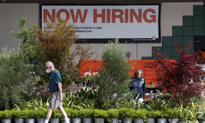 A "now hiring" sign at a Home Depot store in San Rafael, Calif., on Aug. 5, 2022. (Justin Sullivan/Getty Images)