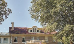 Touring Annandale: Former White House Social Secretary Linda Faulkner Reveals the Artistic Wonders Inside Her Texas Home
