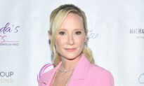 Actress Anne Heche in Coma After Crashing Car Into Los Angeles Home